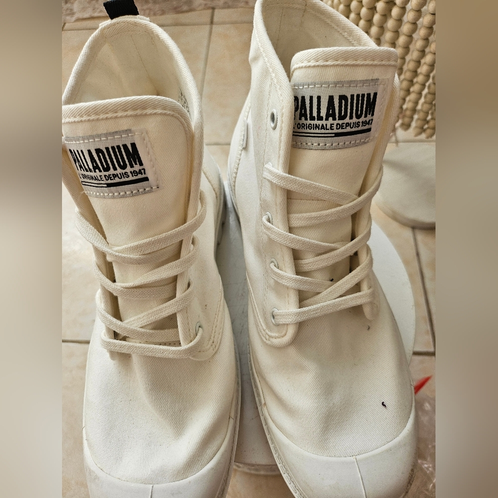 Palladium High Tops☆used Once☆